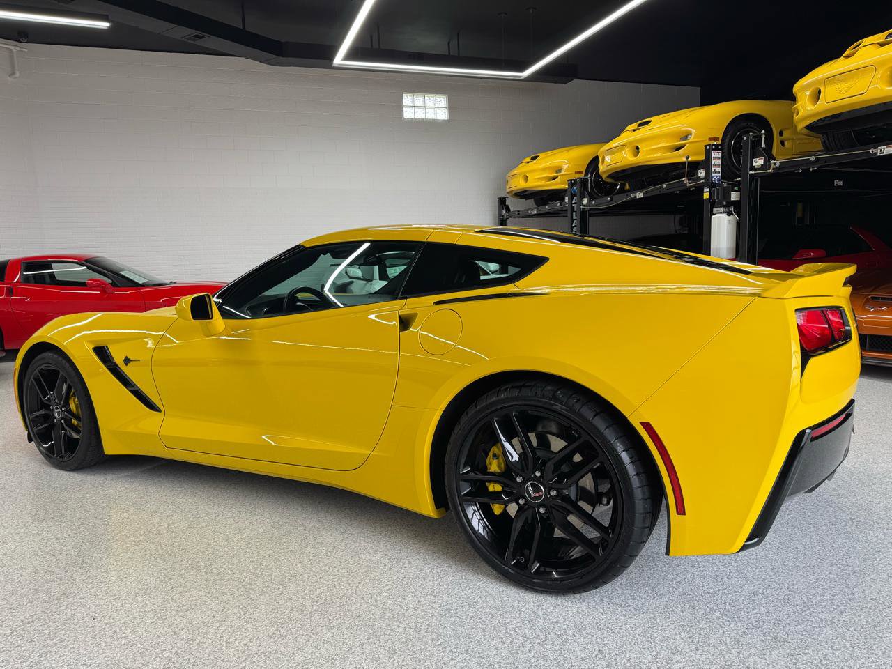 Used 2015 Chevrolet Corvette Stingray Coupe w/ 2LT Preferred Equipment Group image 10