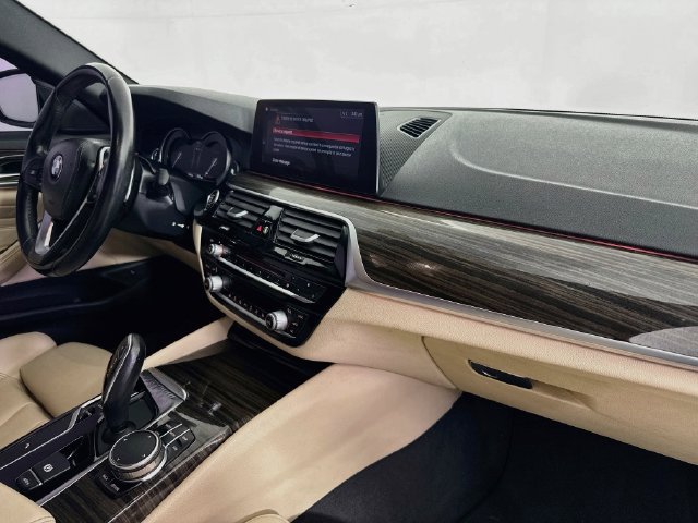 Used 2019 BMW 530i RWD image 27