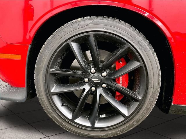 Used 2021 Dodge Challenger GT w/ Plus Package RWD image 8