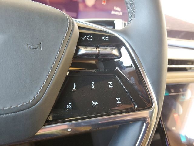 New 2025 Cadillac Escalade IQ Luxury 2 w/ LPO, Radiant Package AWD/4WD image 12