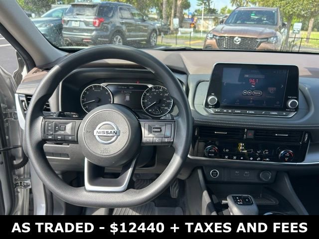 Used 2021 Nissan Rogue SV FWD image 17