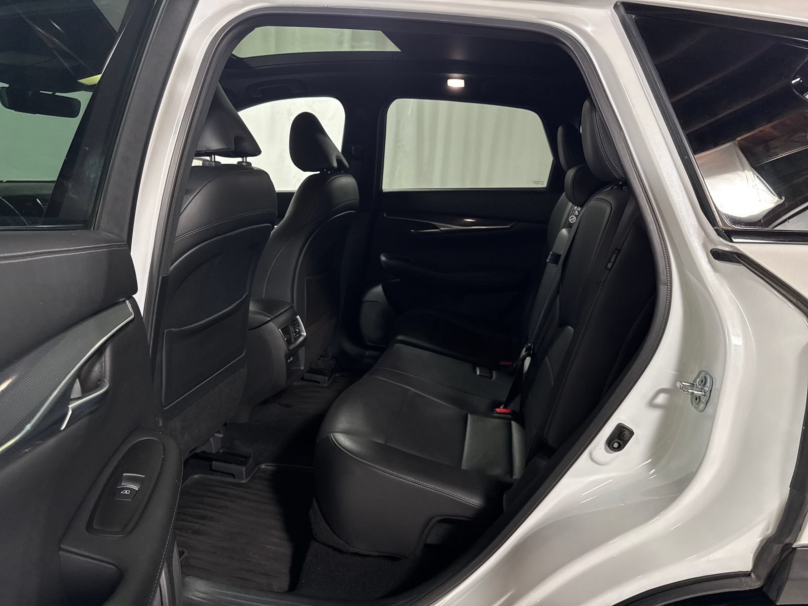 Certified 2023 INFINITI QX50 Sport AWD/4WD image 5