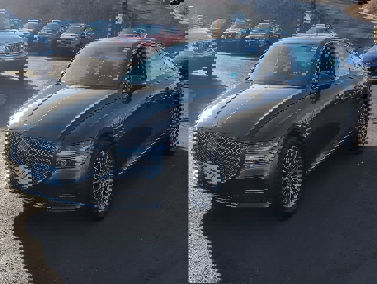 Used 2023 Genesis G80 2.5T image 3