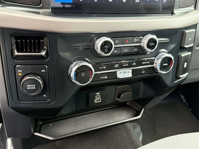 Used 2025 Ford F150 XLT w/ Equipment Group 301A Standard image 16