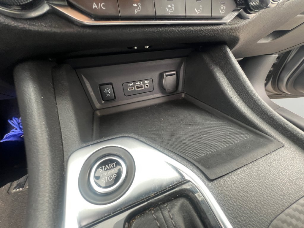 Used 2024 Nissan Sentra SV FWD image 19