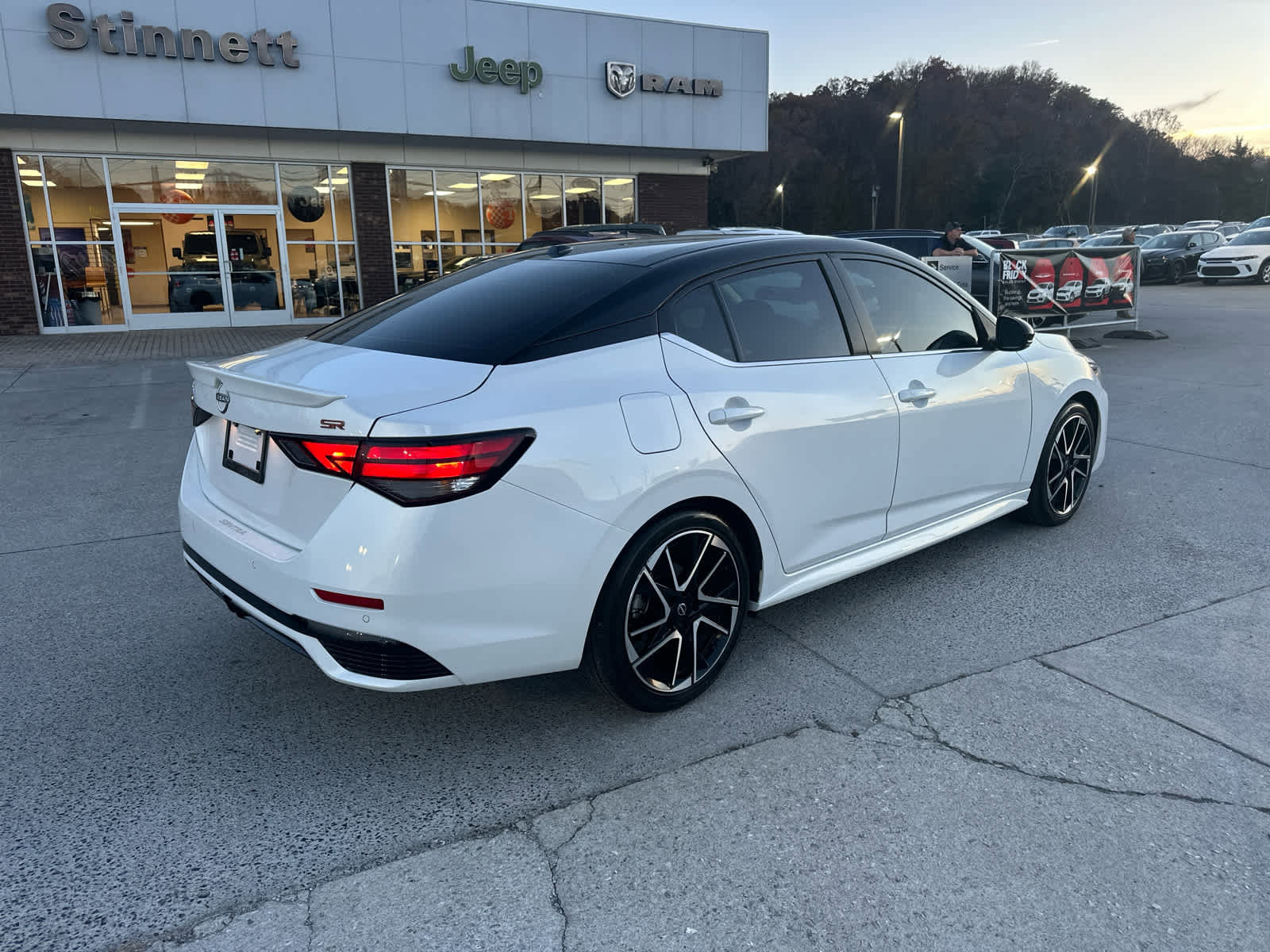 Used 2024 Nissan Sentra SR image 5