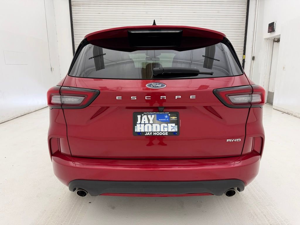 Used 2024 Ford Escape ST-Line image 13