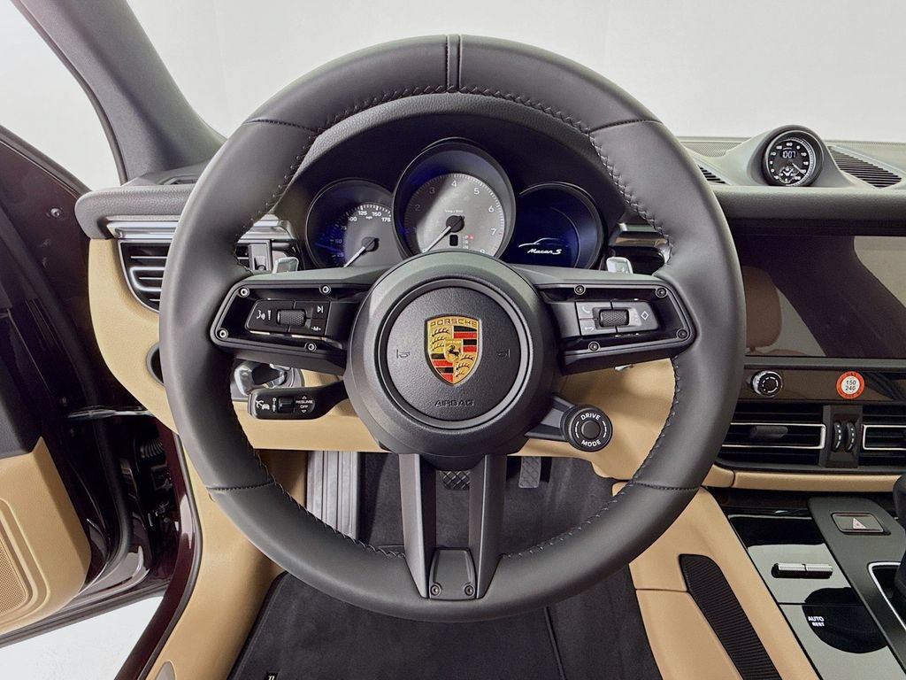 New 2026 Porsche Macan S AWD/4WD image 16