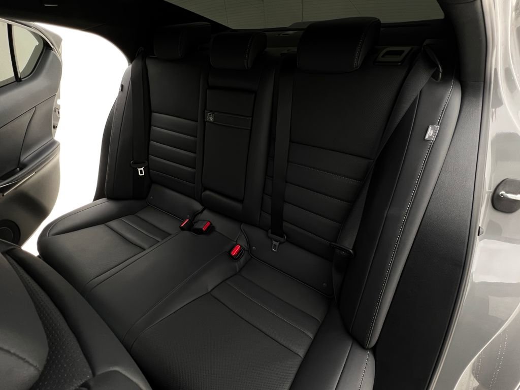 Used 2025 Lexus IS 350 F Sport w/ Navigation Package image 19