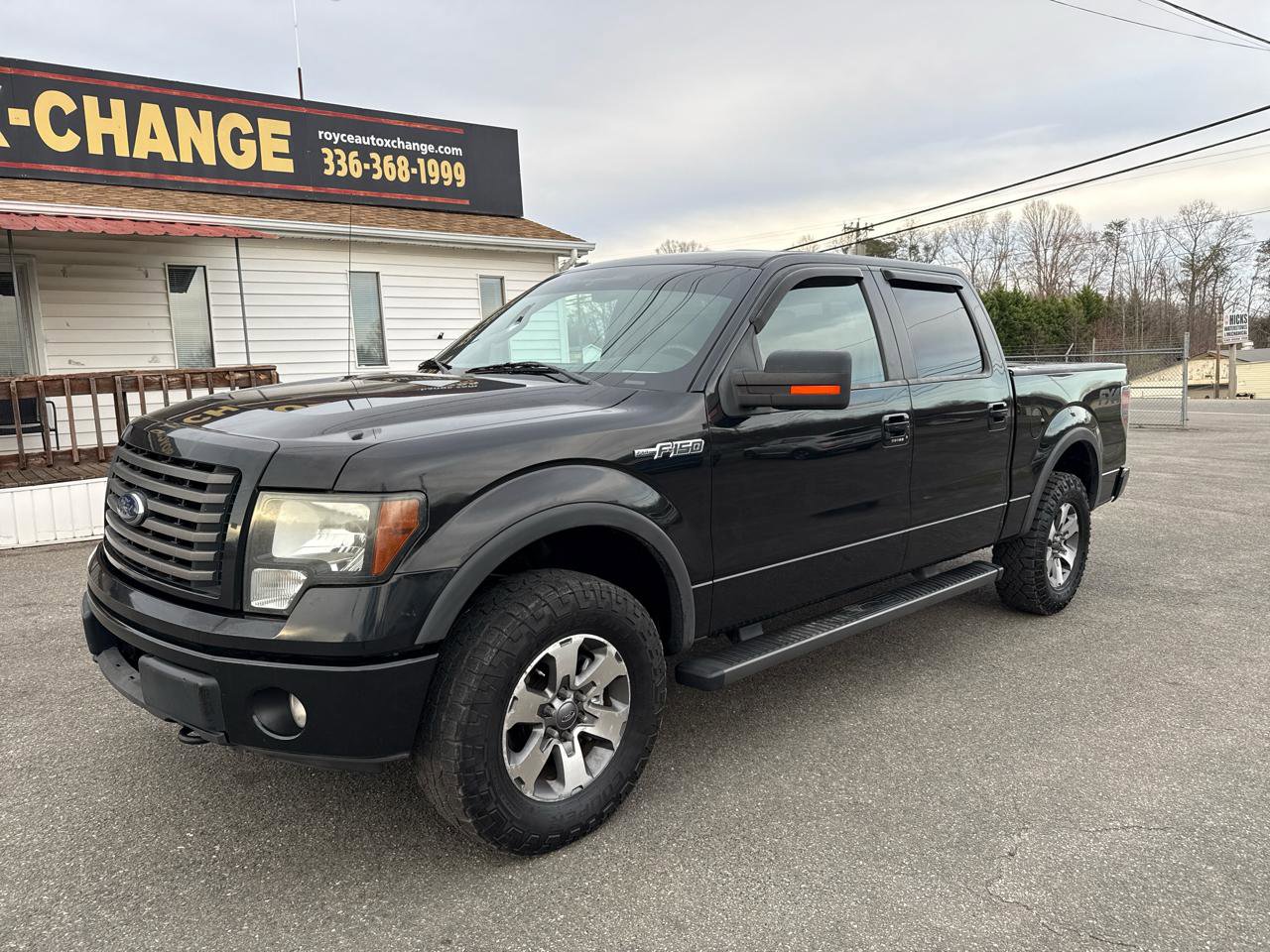 Used 2012 Ford F150 FX4 w/ FX Luxury Pkg AWD/4WD image 2