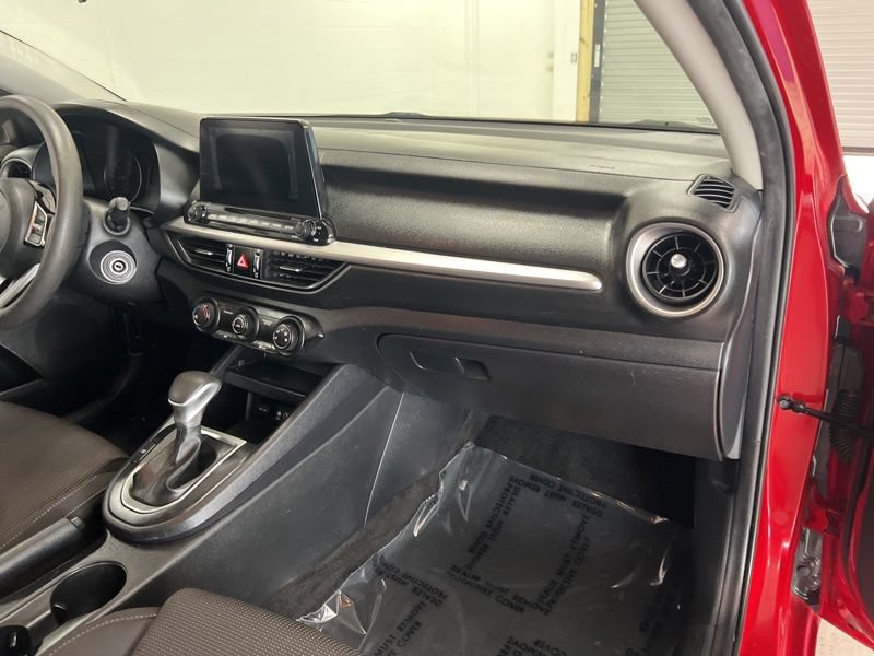Used 2020 Kia Forte LXS FWD image 13