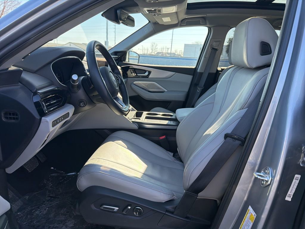 Used 2025 Acura MDX w/ Technology Package image 18