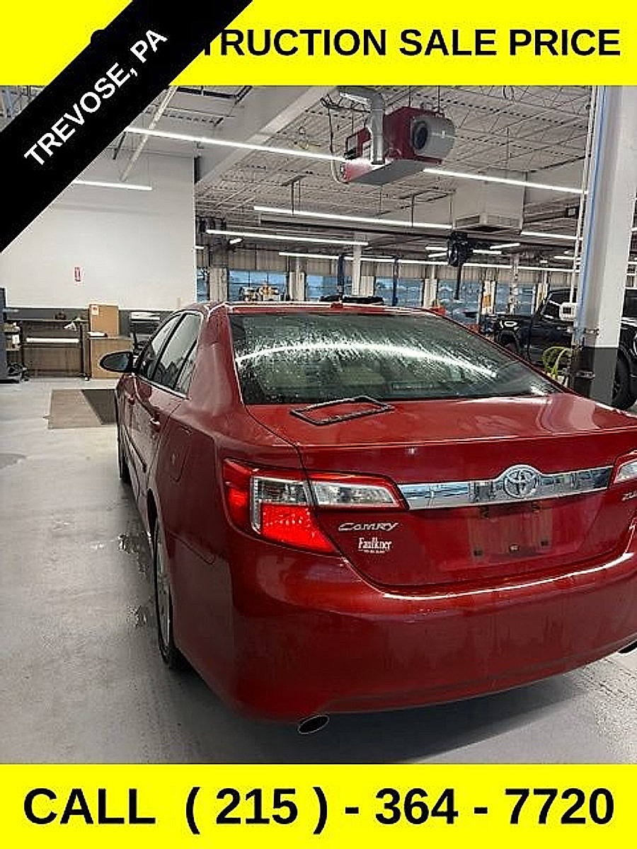 Used 2012 Toyota Camry XLE FWD image 7