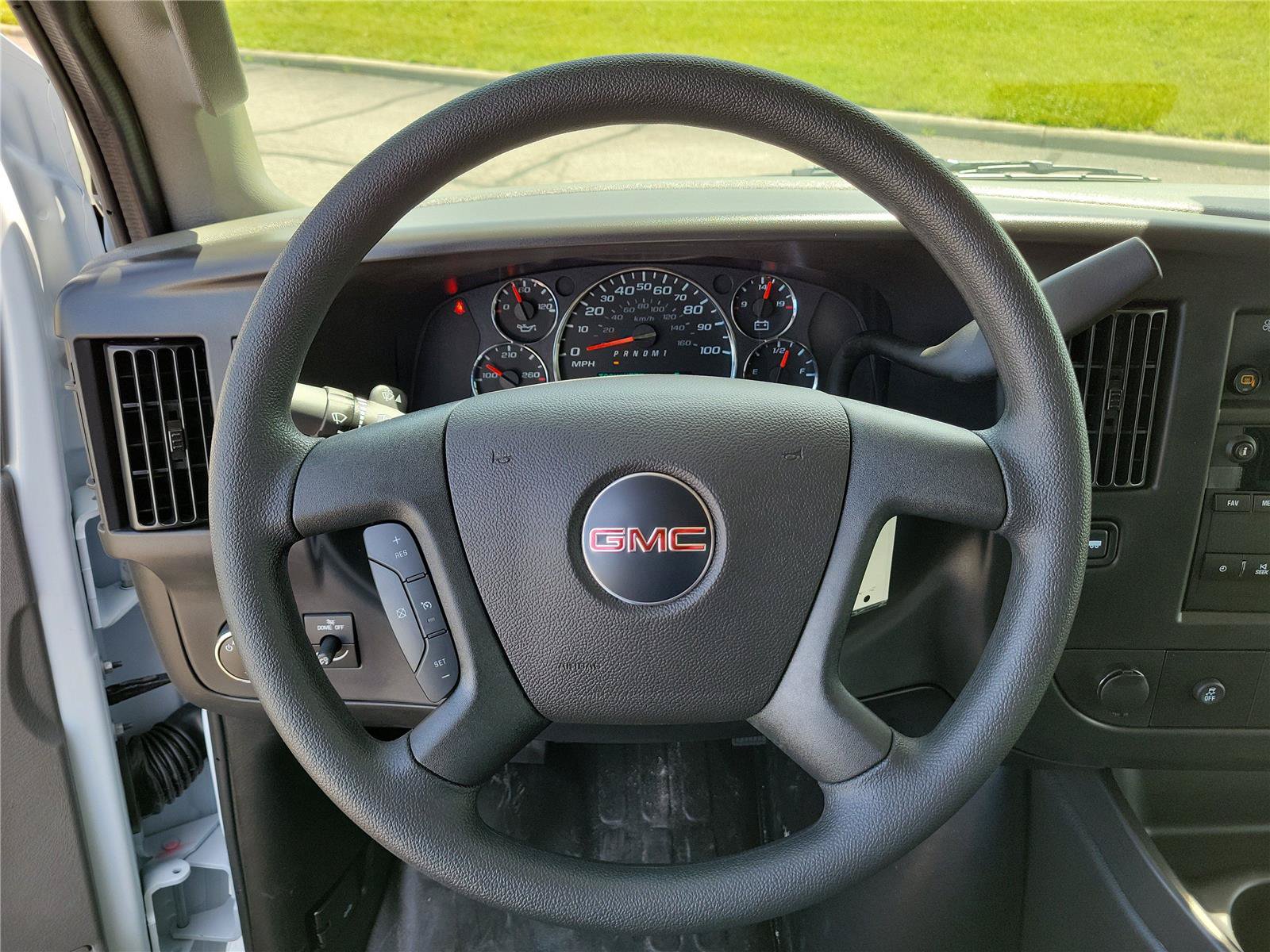 New 2026 GMC Savana 3500 Extended w/ Driver Convenience Package RWD image 19