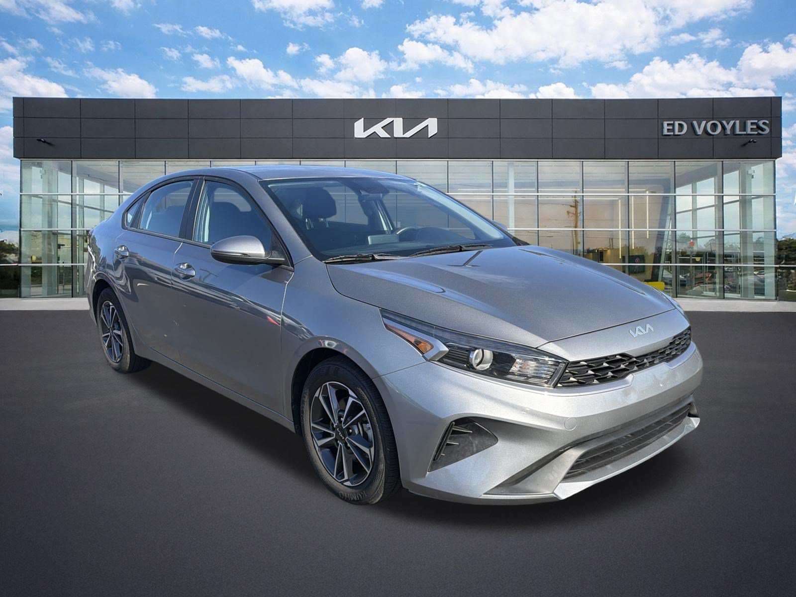 Certified 2022 Kia Forte LXS w/ LXS Technology Package FWD image 1
