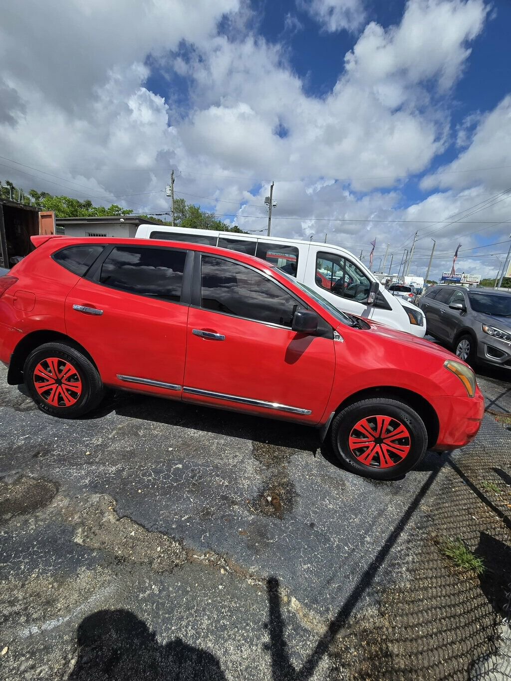 Used 2011 Nissan Rogue S image 8