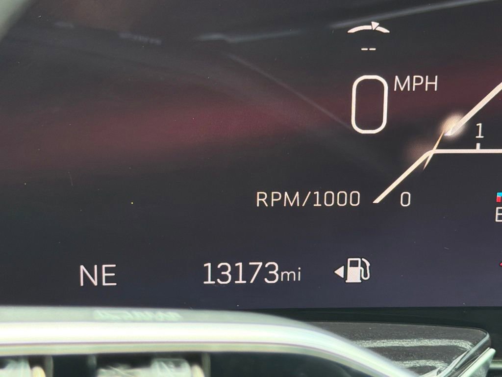 Used 2025 Cadillac Escalade Sport w/ Touring Package image 15