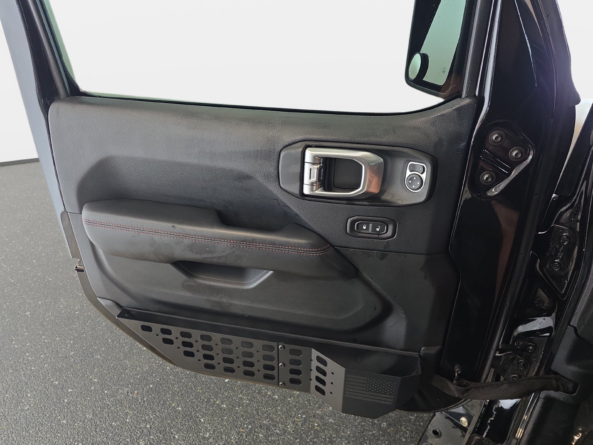 Used 2018 Jeep Wrangler Rubicon AWD/4WD image 25