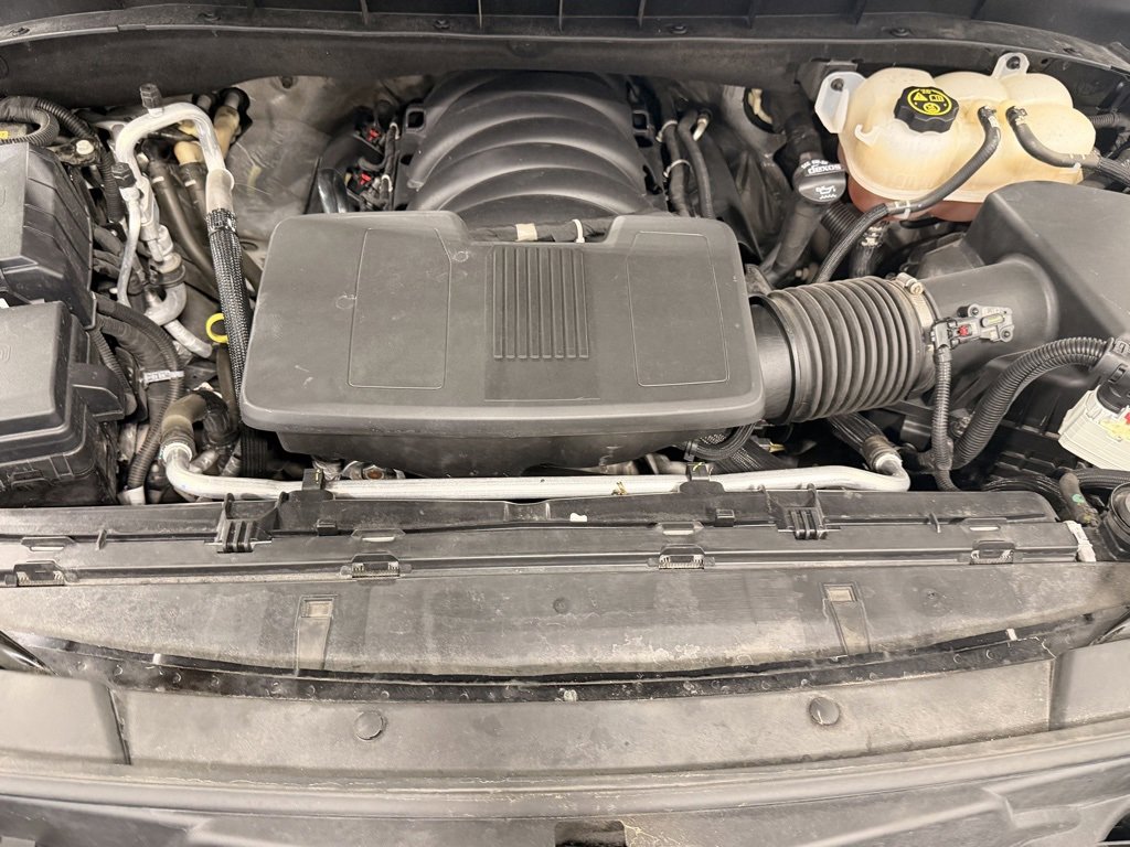 Used 2023 Chevrolet Suburban LS image 32