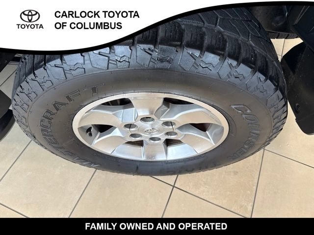 Used 2011 Toyota 4Runner SR5 w/ Premium Pkg w/Leather AWD/4WD image 11