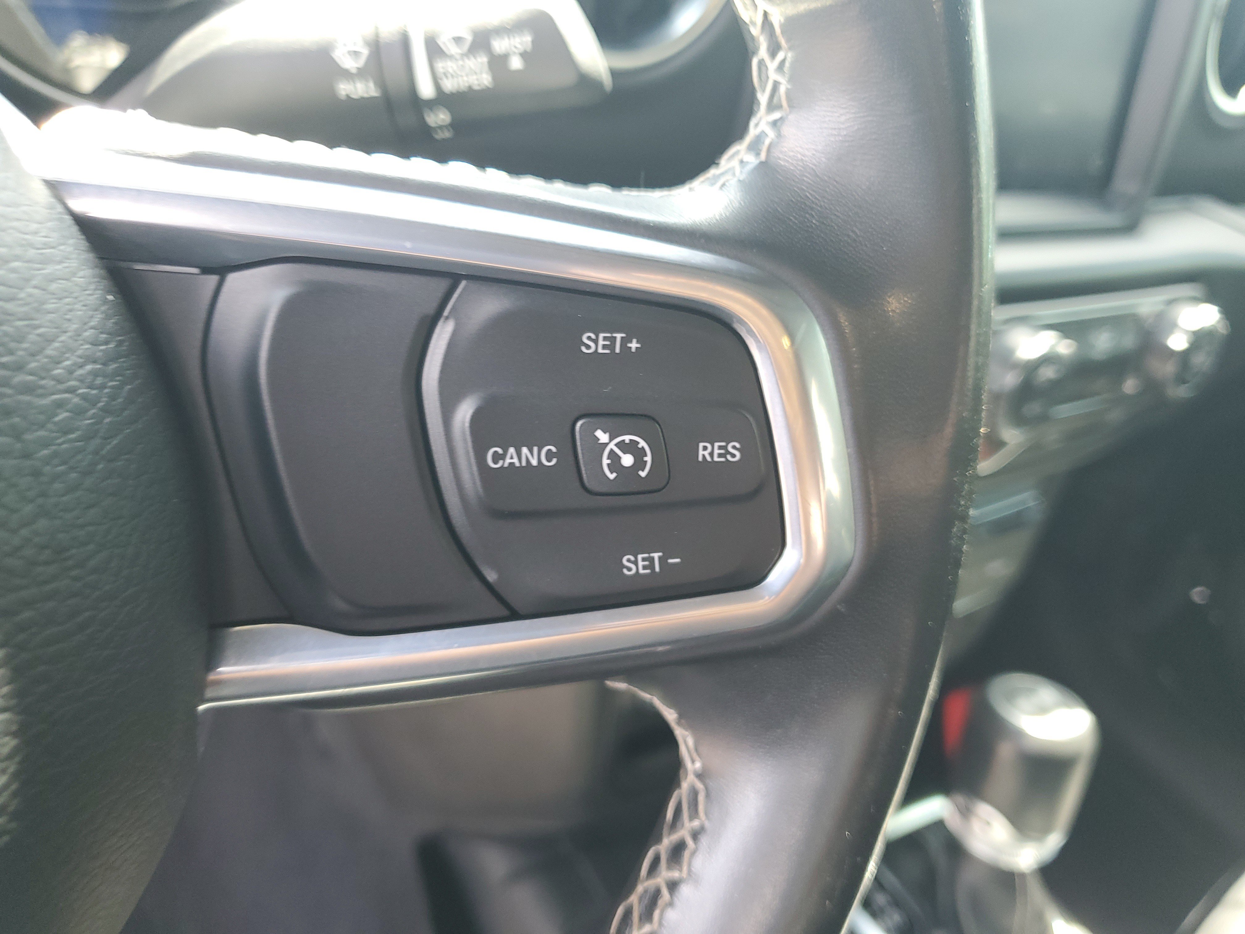 Used 2022 Jeep Wrangler Unlimited Sahara AWD/4WD image 17