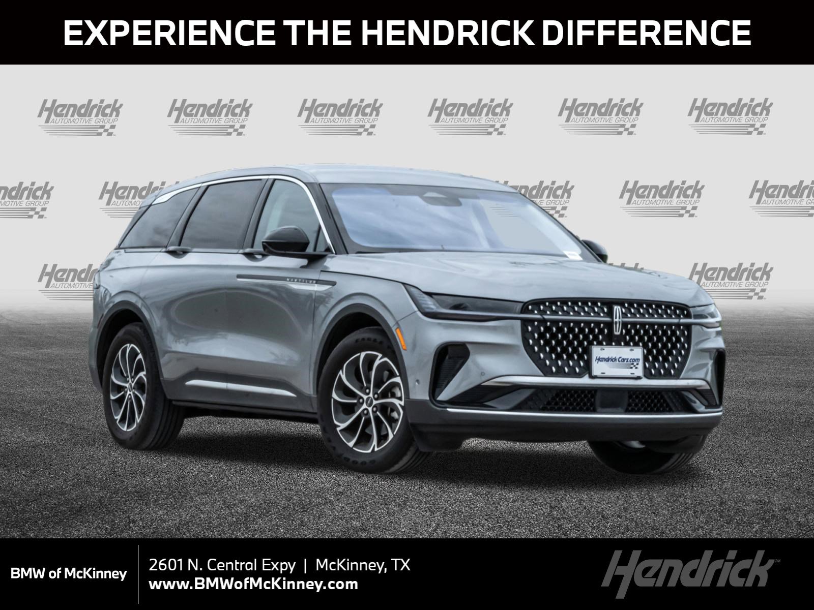 Used 2024 Lincoln Nautilus Premier AWD/4WD image 1