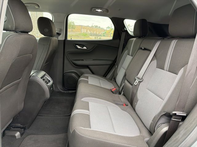 Used 2025 Chevrolet Blazer LT image 23