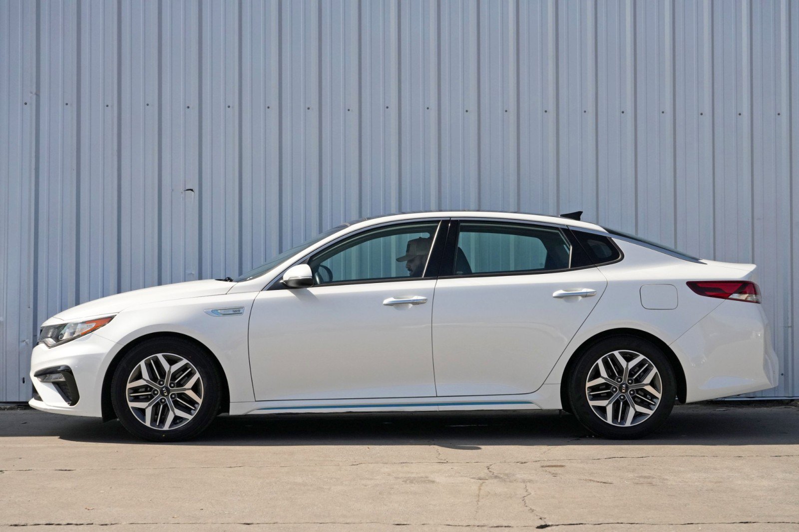 Used 2020 Kia Optima EX w/ Technology Package image 8