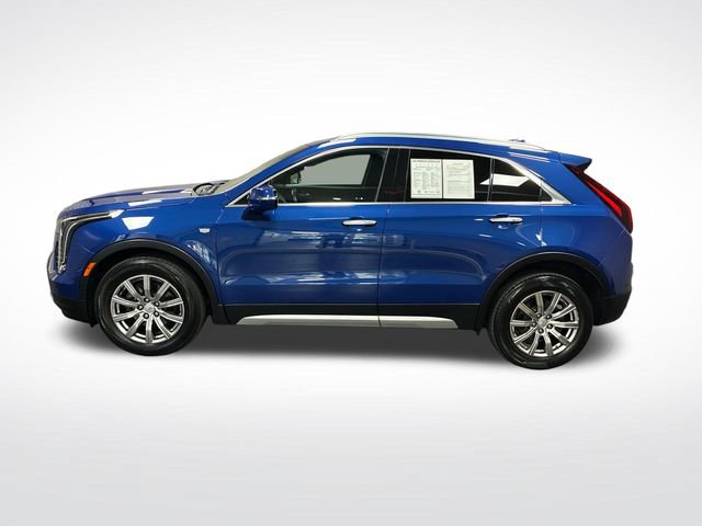 Used 2022 Cadillac XT4 Premium Luxury w/ Technology Package AWD/4WD image 2