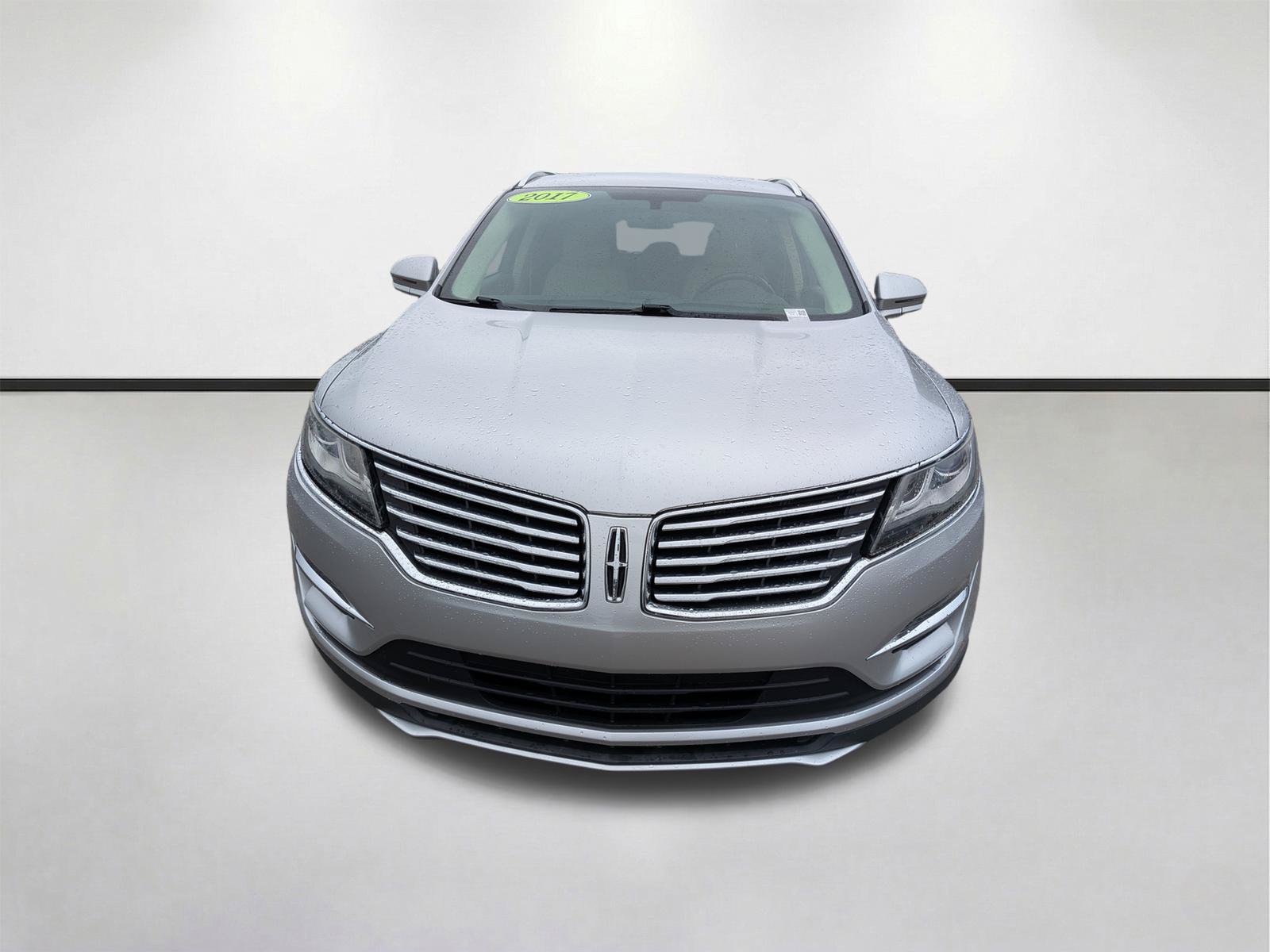 Used 2017 Lincoln MKC Reserve FWD image 9