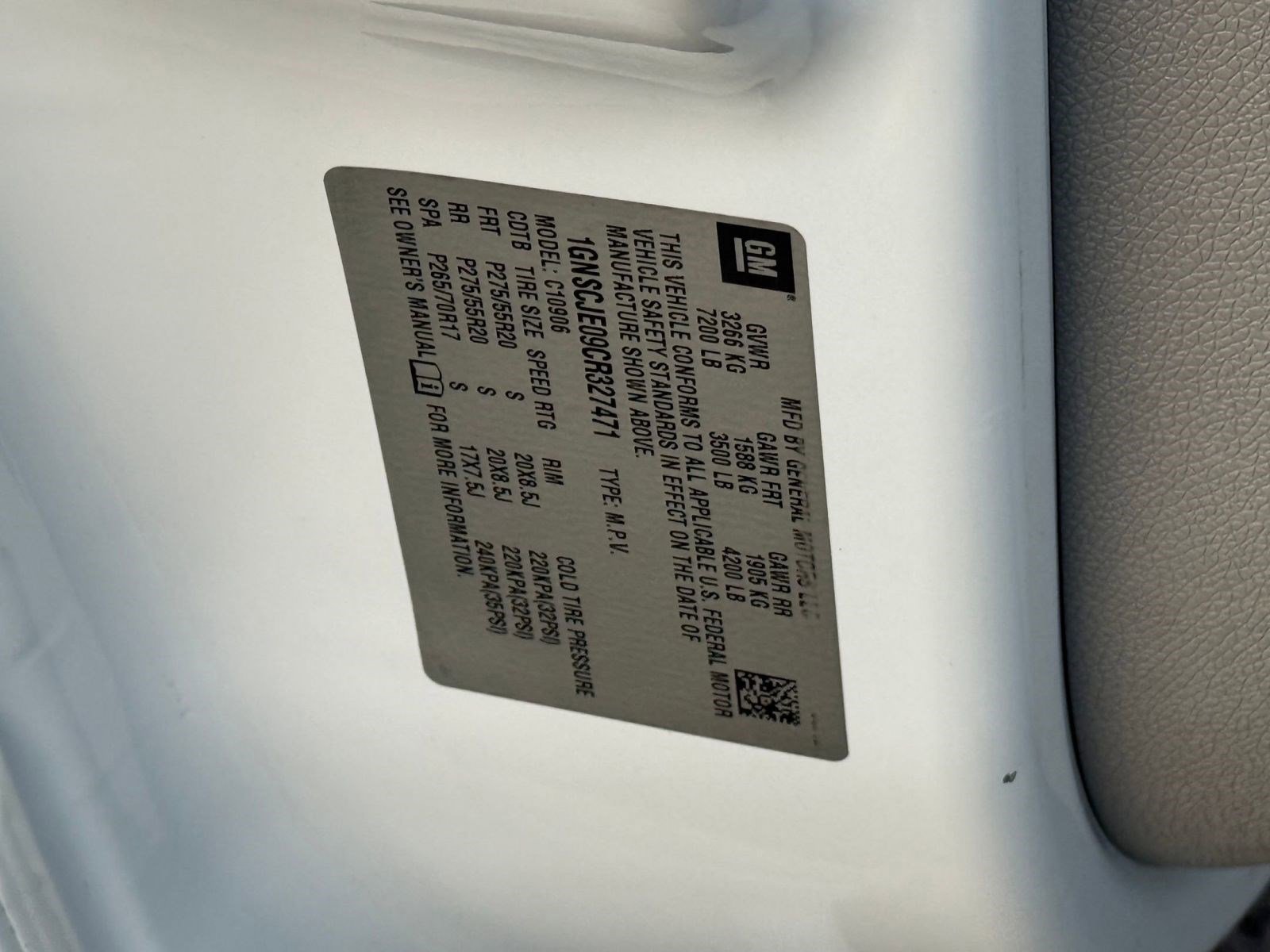 Used 2012 Chevrolet Suburban LT w/ Luxury Package image 19