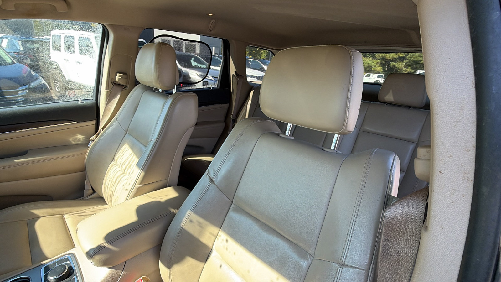 Used 2018 Jeep Grand Cherokee Limited AWD/4WD image 17