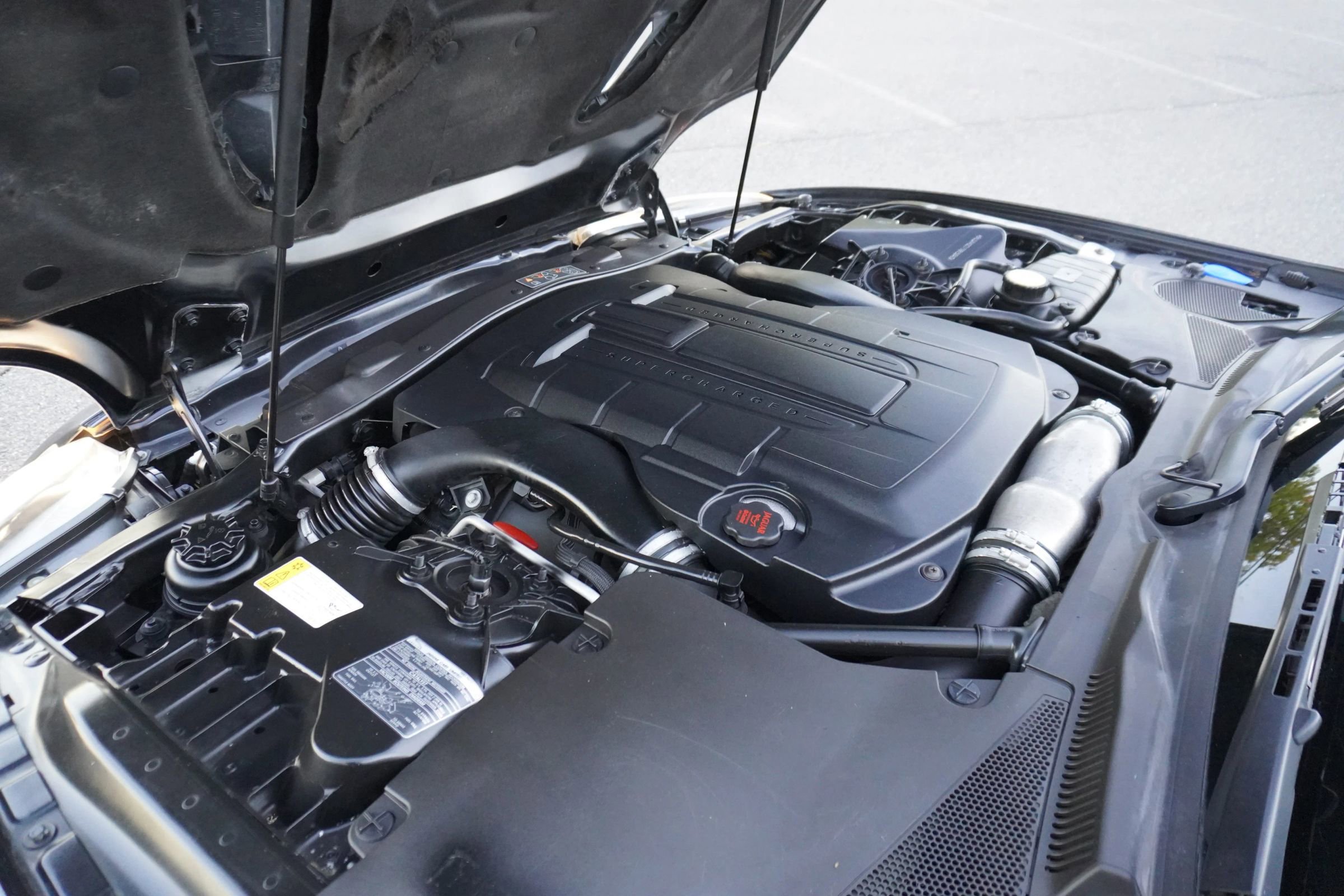 Used 2007 Jaguar XKR R image 30