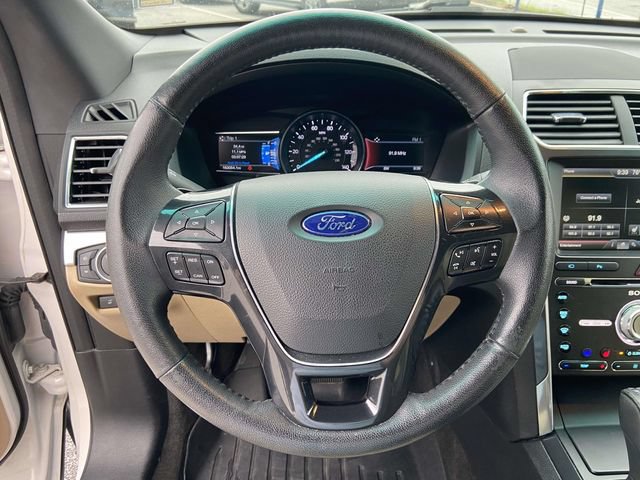 Used 2016 Ford Explorer Limited FWD image 18