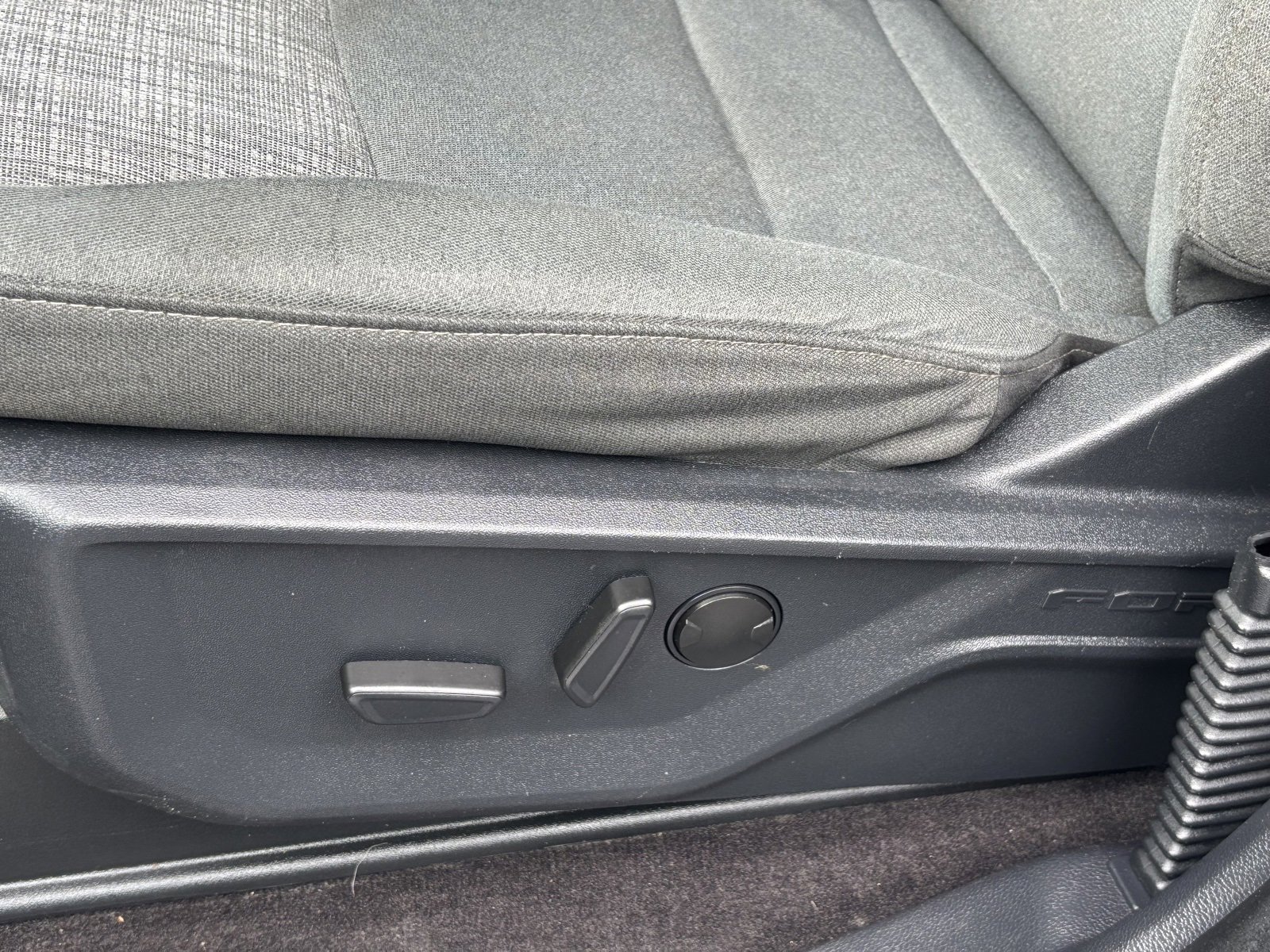 Used 2022 Ford F150 XLT w/ Equipment Group 302A High image 19