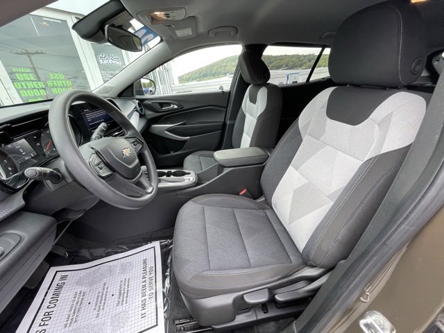 Certified 2024 Chevrolet Trax LS w/ LS Convenience Package image 22