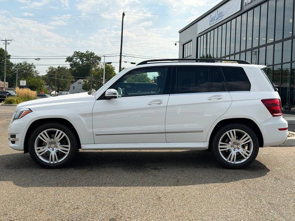 Used 2015 Mercedes-Benz GLK 350 4MATIC image 2