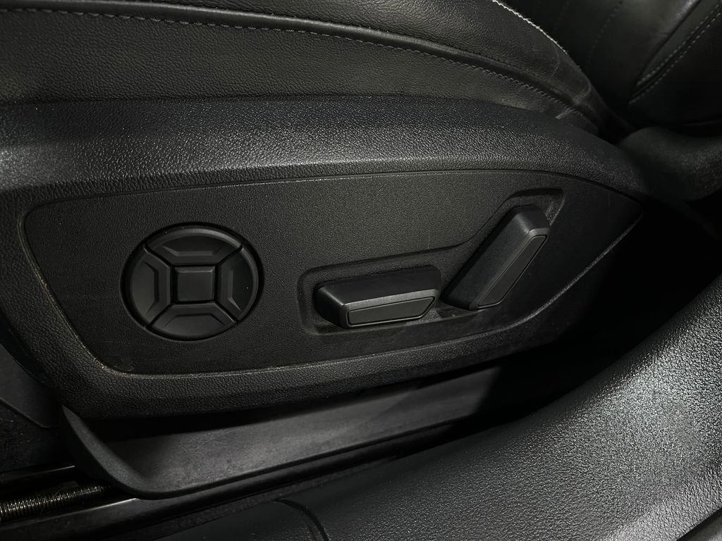 Used 2019 Audi A6 3.0T Premium Plus w/ Premium Plus Package image 18