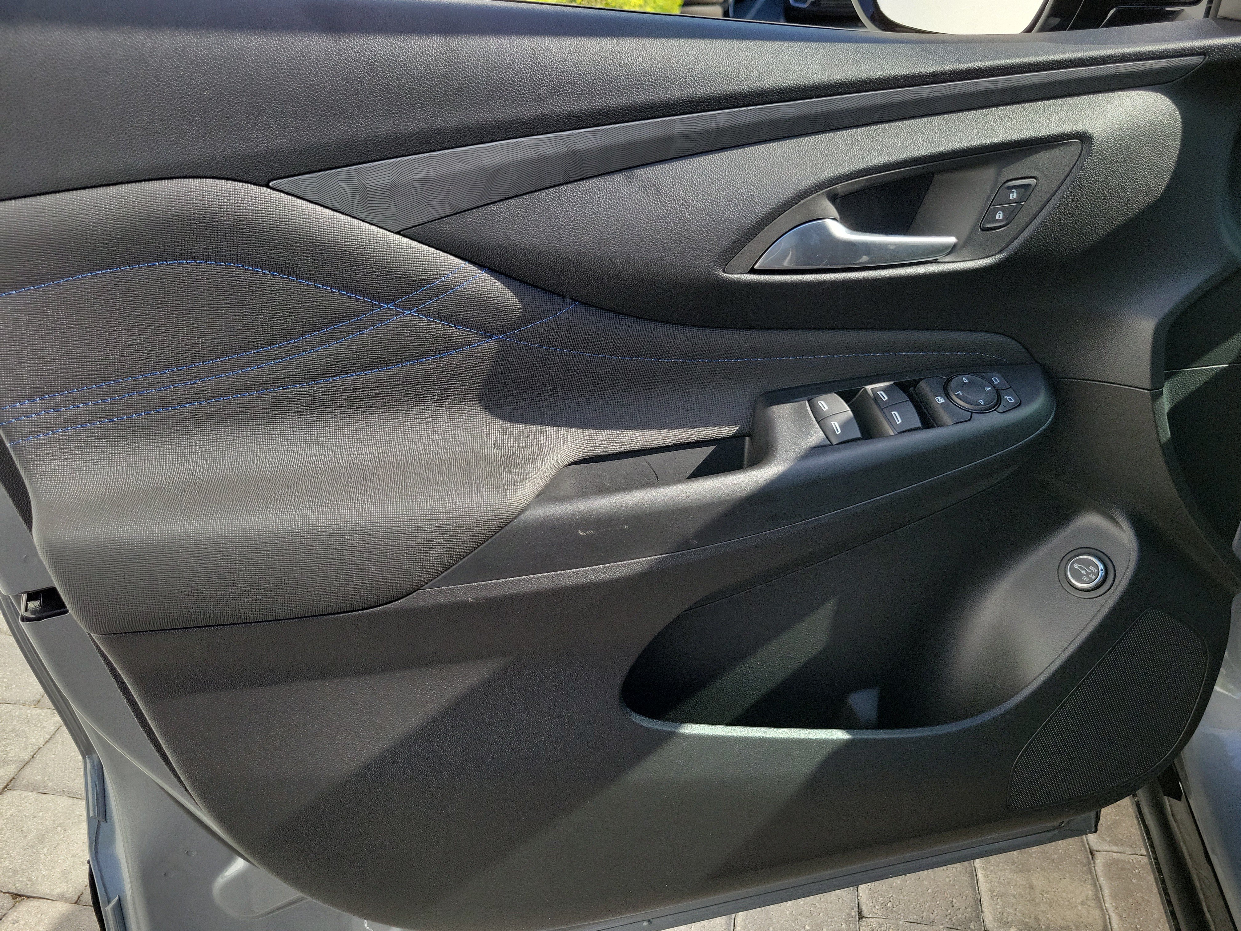 New 2026 Buick Envista Sport Touring w/ Convenience I Package FWD image 17