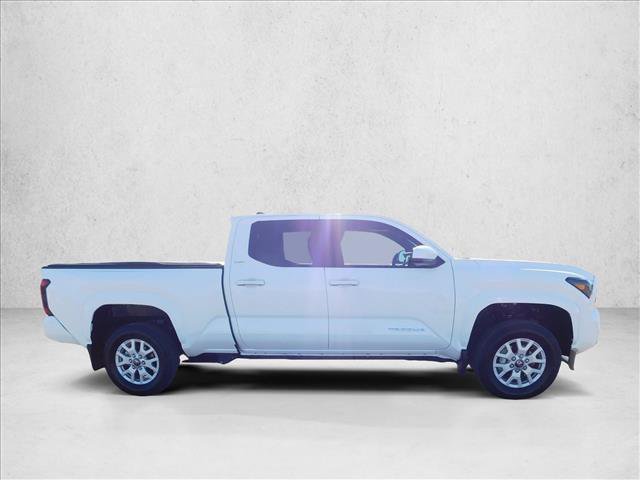 Used 2026 Toyota Tacoma SR5 AWD/4WD image 7