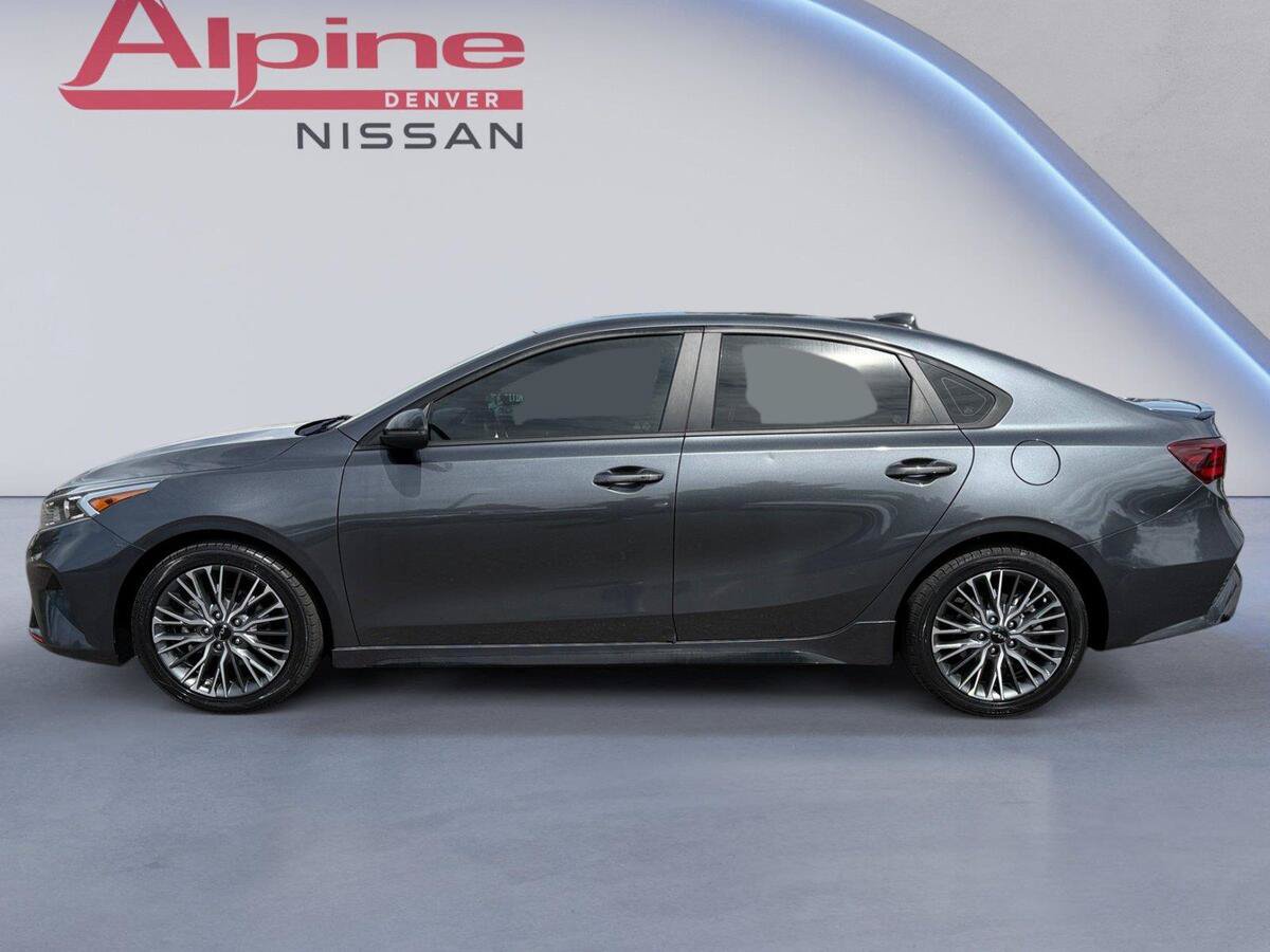 Used 2022 Kia Forte GT-Line w/ GT-Line Premium Package FWD image 2