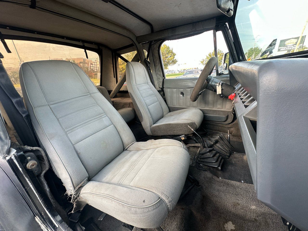 Used 1989 Jeep Wrangler Laredo image 13