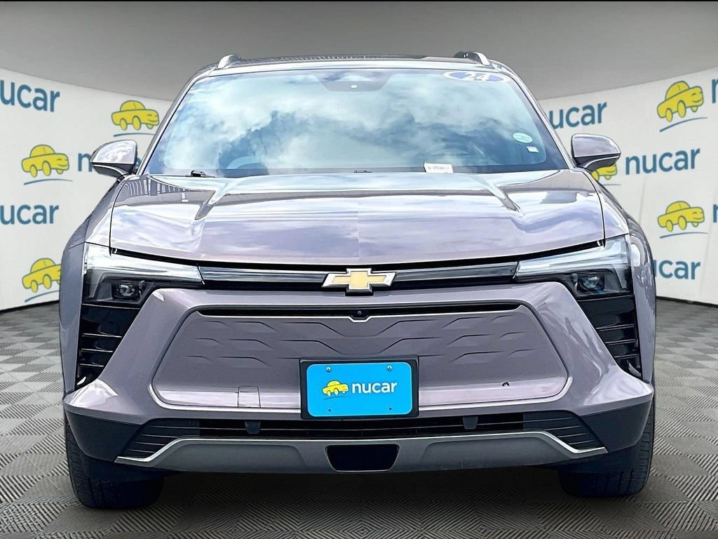 Used 2024 Chevrolet Blazer EV LT AWD/4WD image 2