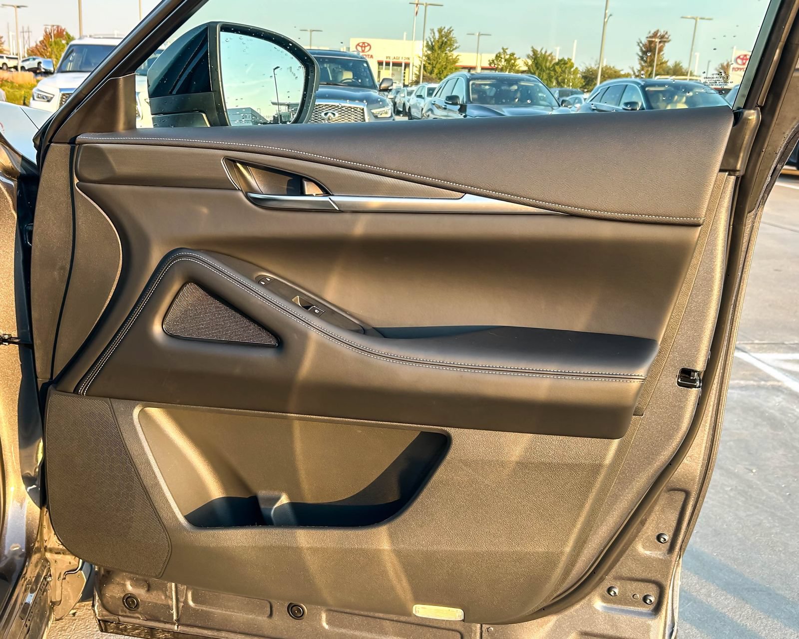 Certified 2024 INFINITI QX60 Luxe FWD image 16