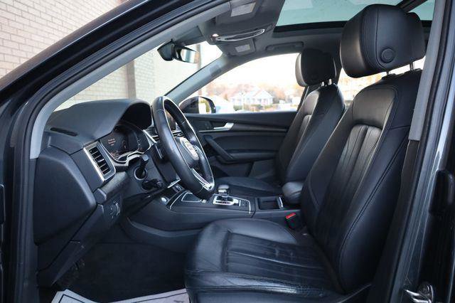 Used 2018 Audi Q5 2.0T Premium Plus w/ Premium Plus Package AWD/4WD image 15