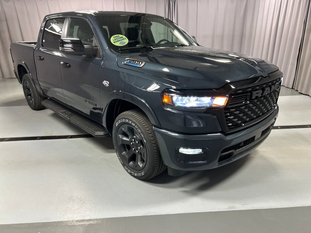 New 2026 RAM 1500 4x4 Crew Cab