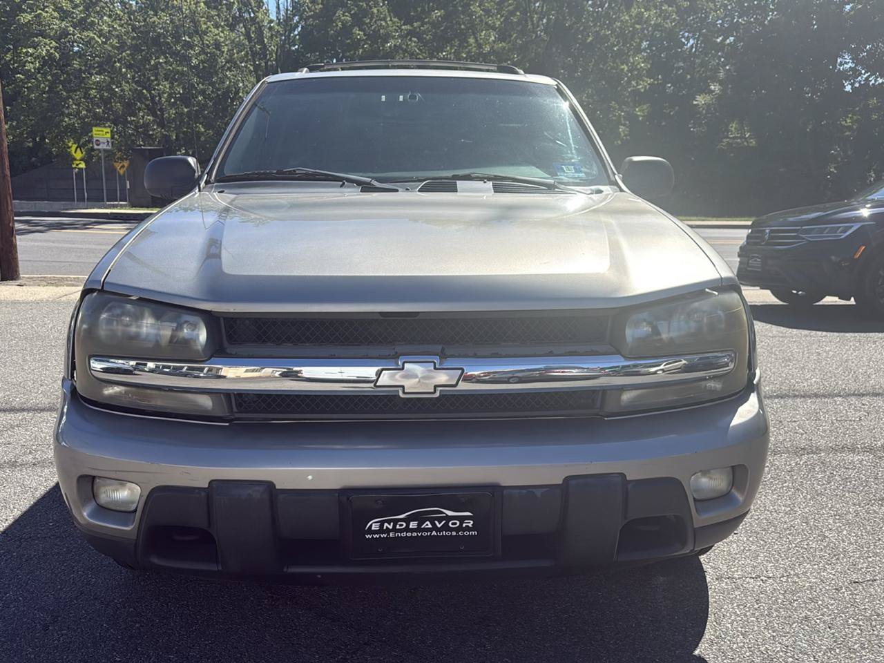 Used 2002 Chevrolet TrailBlazer LT AWD/4WD image 2