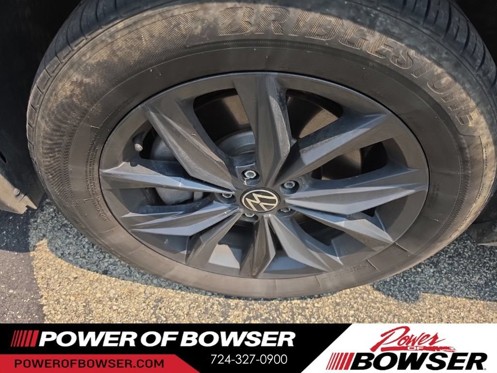 Used 2024 Volkswagen Tiguan SE FWD image 9