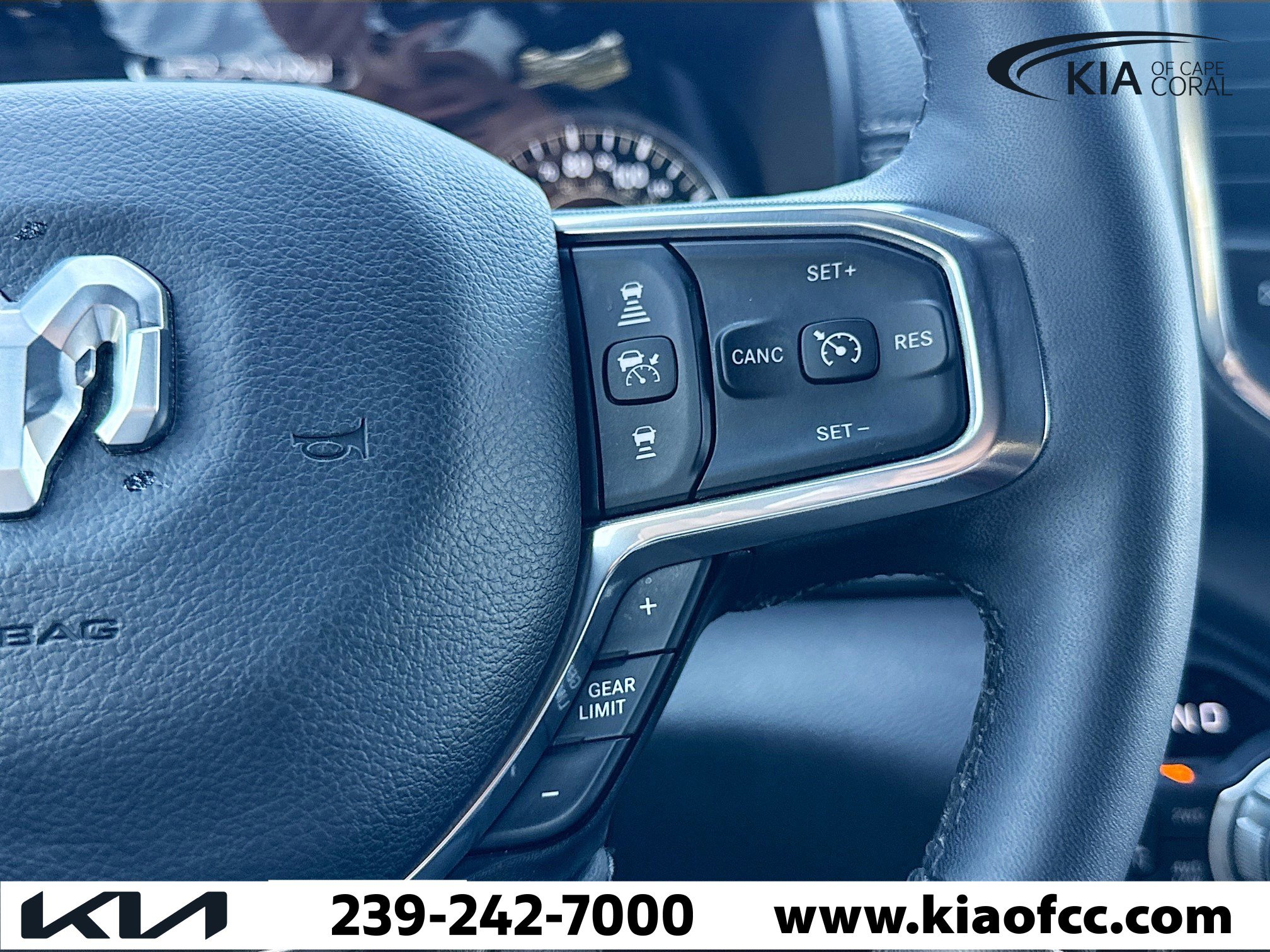 Used 2025 RAM 1500 Laramie image 35