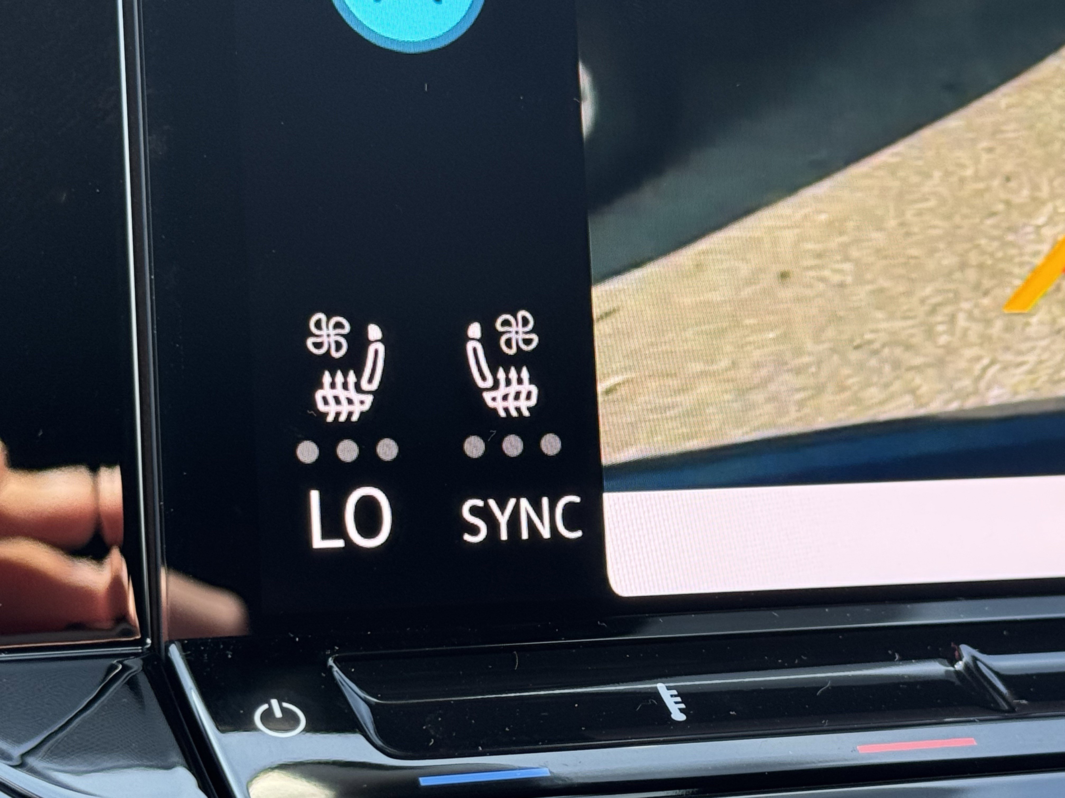 New 2026 Volkswagen Atlas Cross Sport SE image 9